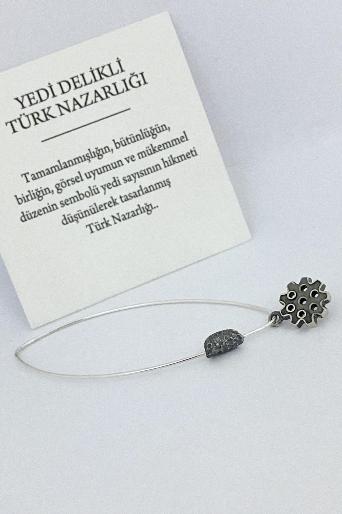 Çengel İğne Yedi Delikli Türk Nazarlığı Küpe